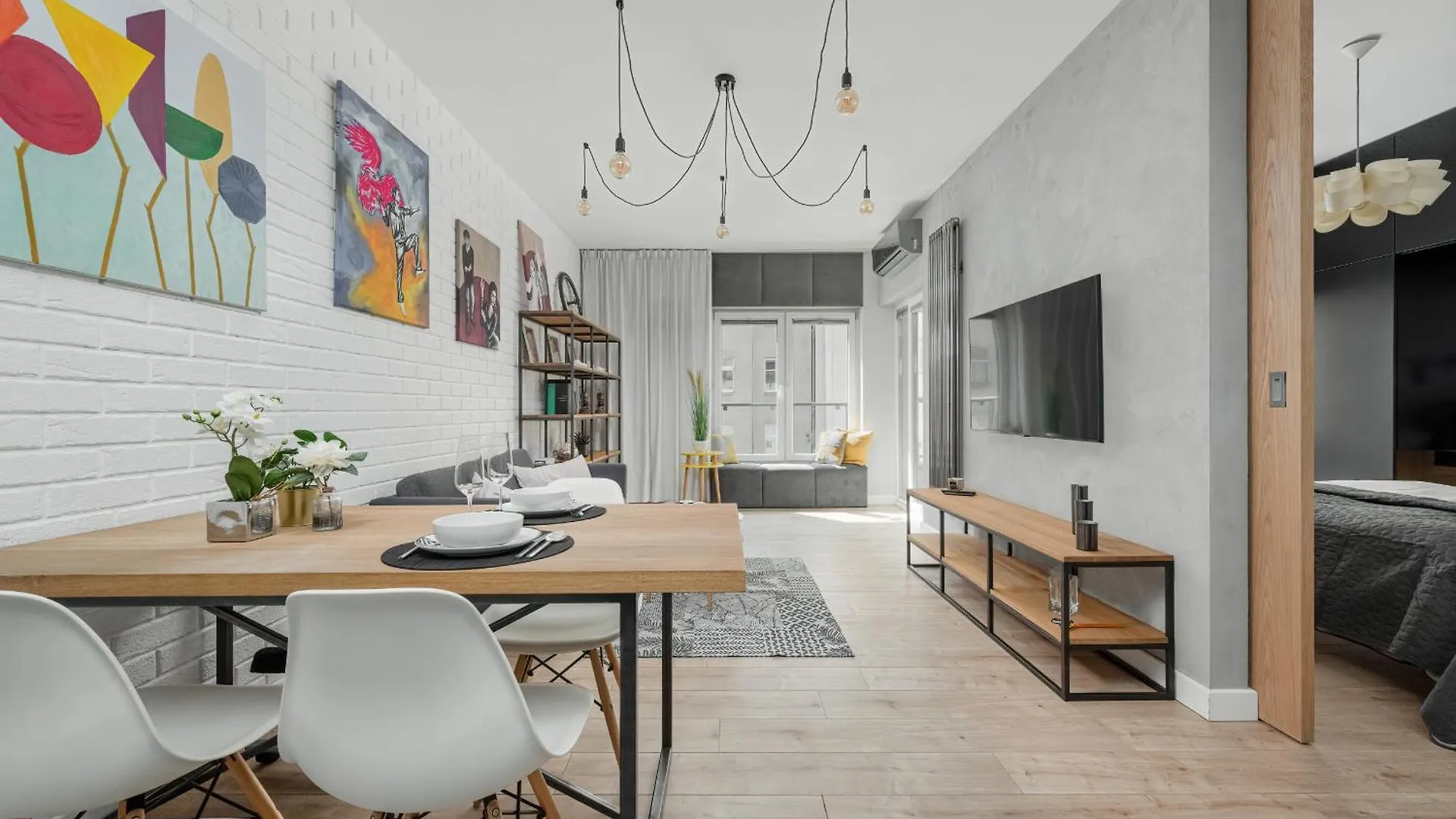 Apartment Wroclaw Kosciuszki Apartament W Centrum Parking By Renters Prestige